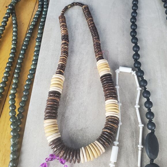 Necklaces Costume Fashion Lot Of 7 Includes 1 Monet - Picture 3 of 8